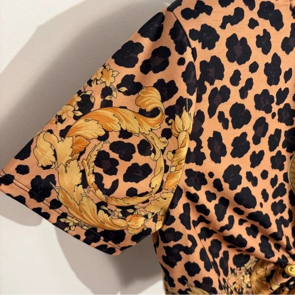 Versace Medusa Leopard Tee Fitted Short Sleeve - Picture 7 of 8